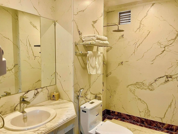 Imagen de la habitación del Hotel Gold Luxury. Foto 9