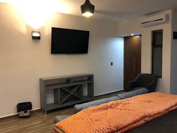 Imagen de la habitación del Hotel Gold Palace. Foto 9