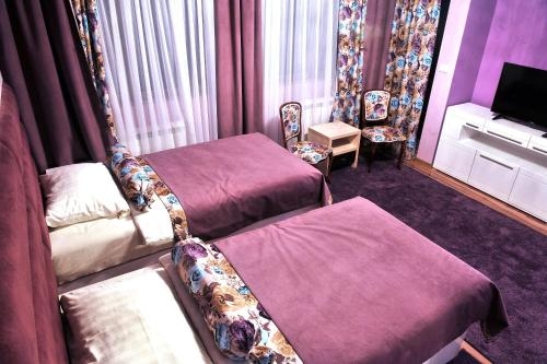 Imagen de la habitación del Hotel Gold, Pljevlja. Foto 10