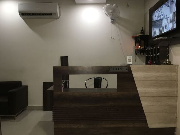 Imagen de los interiores del Hotel Gold Residency Kurukshetra. Foto 14