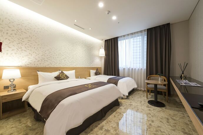 Imagen de la habitación del Hotel Gold River. Foto 8