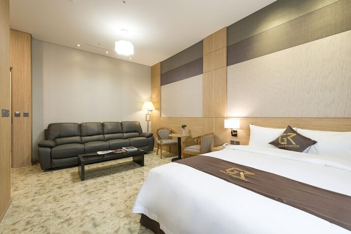 Imagen de la habitación del Hotel Gold River. Foto 9
