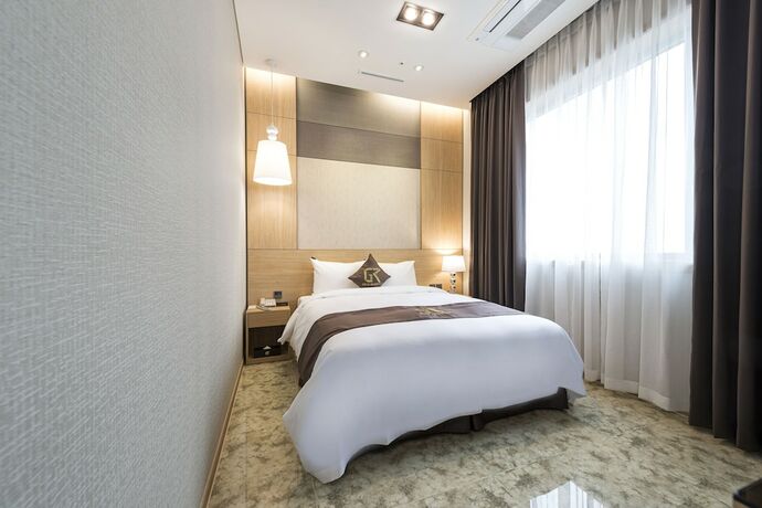 Imagen de la habitación del Hotel Gold River. Foto 18