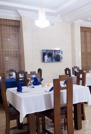 Imagen del bar/restaurante del Hotel Gold Rush Suites. Foto 2