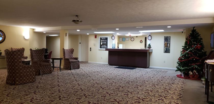 Imagen del bar/restaurante del Hotel Gold Star Inn and Suites. Foto 4