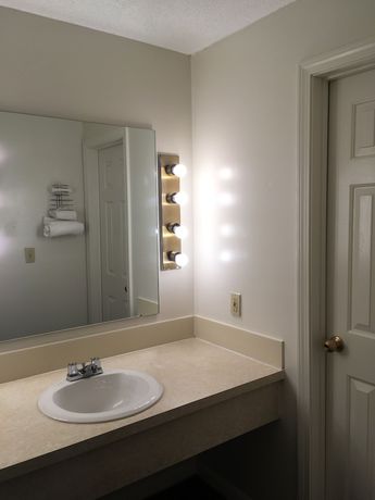 Imagen general del Hotel Gold Star Inn and Suites. Foto 2