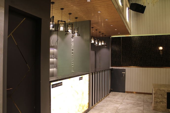 Imagen de los interiores del Hotel Gold Stone, Kanpur. Foto 10