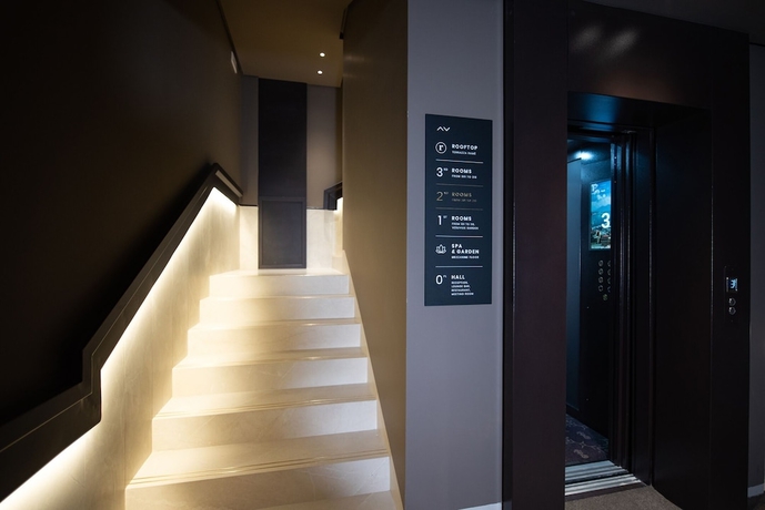 Imagen de los interiores del Hotel Gold Tower Lifestyle. Foto 18