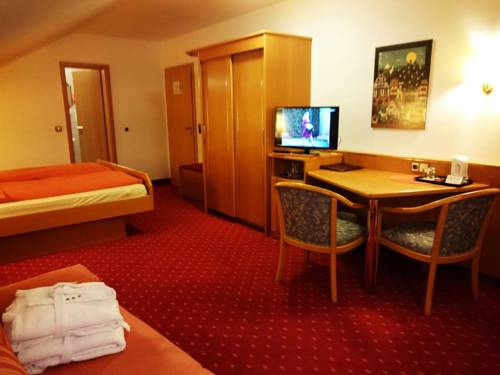 Imagen de la habitación del Hotel Goldb&auml;chel. Foto 4