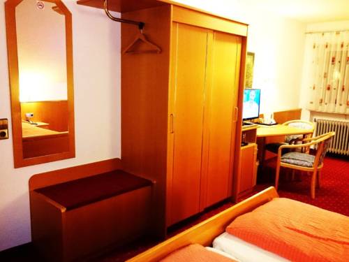 Imagen de la habitación del Hotel Goldb&auml;chel. Foto 7