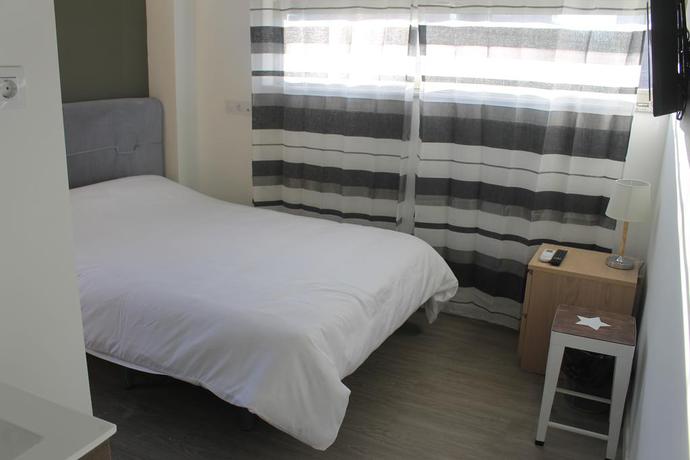 Imagen de la habitación del Hotel Golden 21. Foto 8