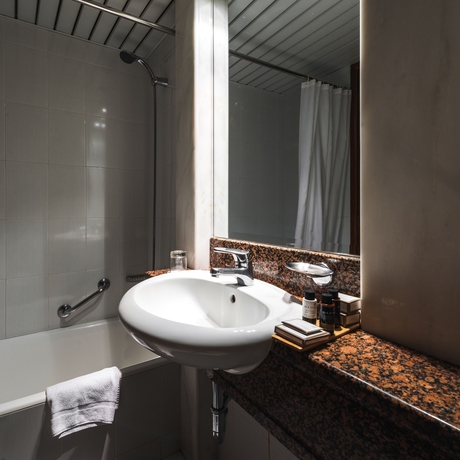 Imagen de la habitación del Hotel Golden Age, Atenas. Foto 8