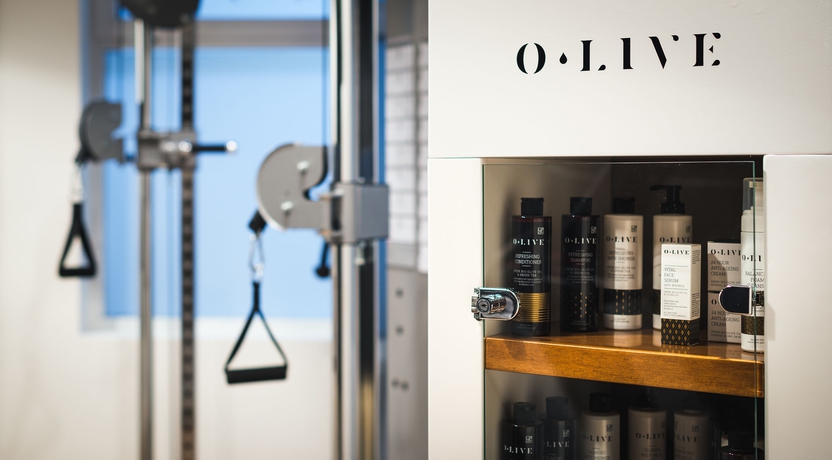 Imagen de la piscina del Hotel Golden Age, Atenas. Foto 15