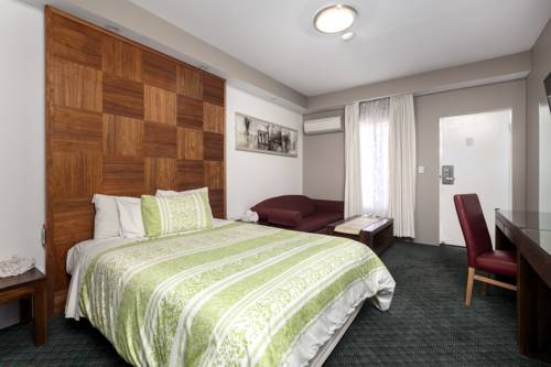 Imagen de la habitación del Hotel Golden Age Motor Inn. Foto 2
