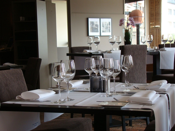 Imagen del bar/restaurante del Hotel Golden Anchor. Foto 5