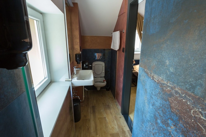 Imagen de la habitación del Hotel Golden Apartments. Foto 4