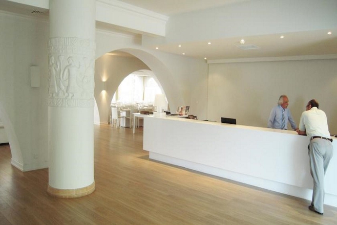 Imagen general del Hotel Golden Arches. Foto 5