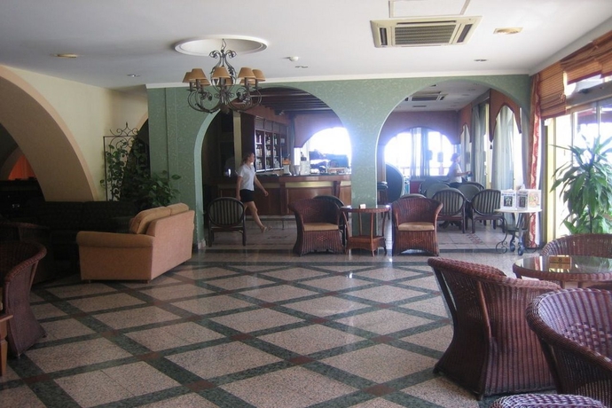 Imagen general del Hotel Golden Arches. Foto 6