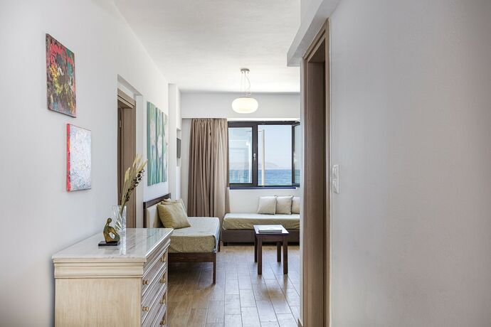 Imagen de la habitación del Hotel Golden Bay Boutique and Bungalows. Foto 12