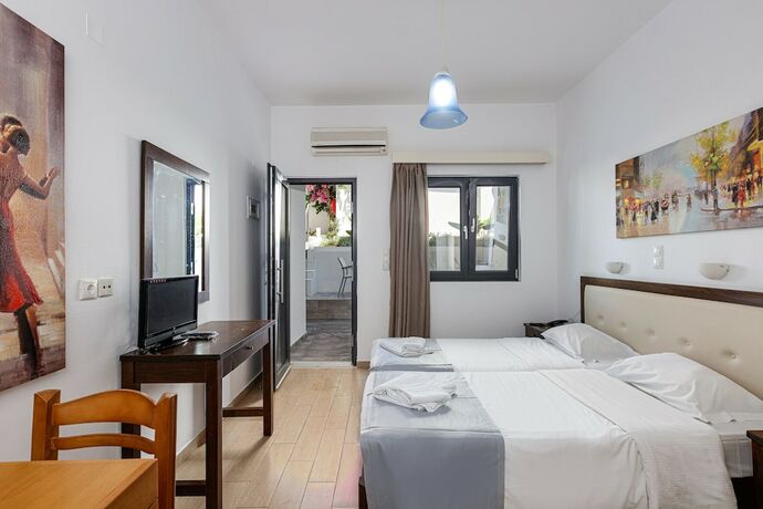 Imagen de la habitación del Hotel Golden Bay Boutique and Bungalows. Foto 18