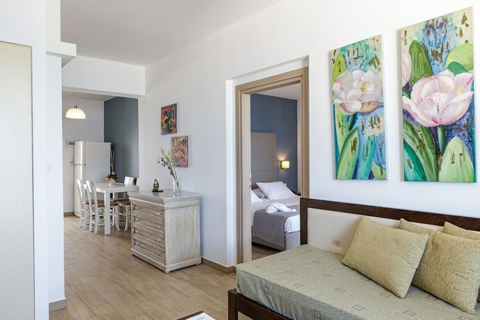 Imagen de la habitación del Hotel Golden Bay Boutique and Bungalows. Foto 19