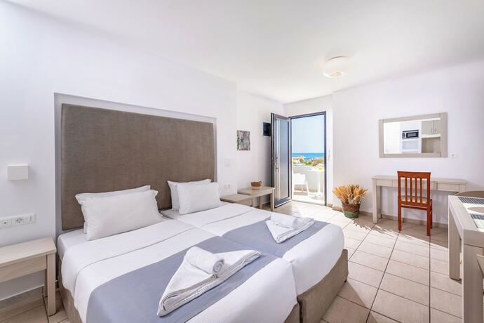 Imagen de la habitación del Hotel Golden Bay Boutique and Bungalows. Foto 20