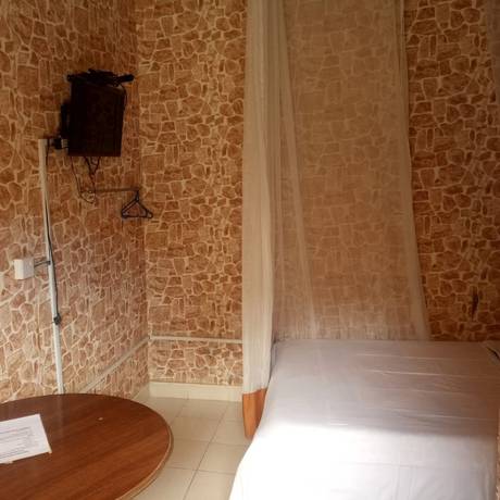 Imagen de la habitación del Hotel Golden Bay, Industrial Area C. Foto 12