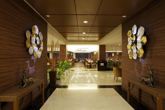 Imagen del bar/restaurante del Hotel Golden Beach Cha-am. Foto 1