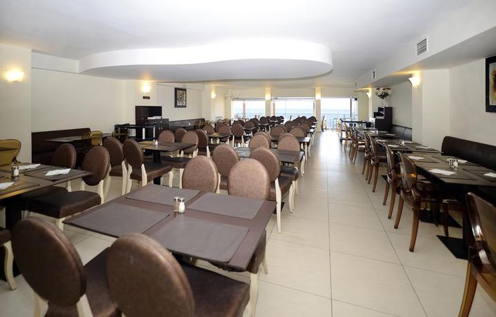 Imagen del bar/restaurante del Hotel Golden Beach, Hersonissos. Foto 3