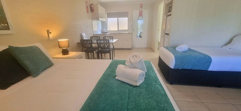 Imagen de la habitación del Hotel Golden Beach Holiday Park. Foto 5