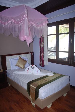 Imagen de la habitación del Hotel Golden Beach Resort, Ngapudaw. Foto 10