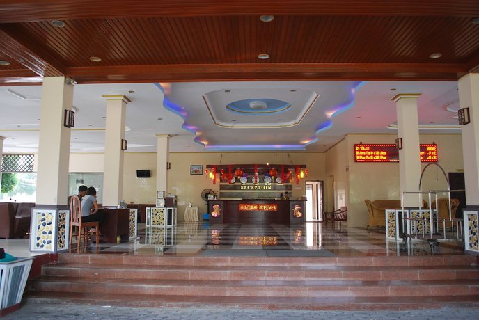 Imagen de los interiores del Hotel Golden Beach Resort, Ngapudaw. Foto 20