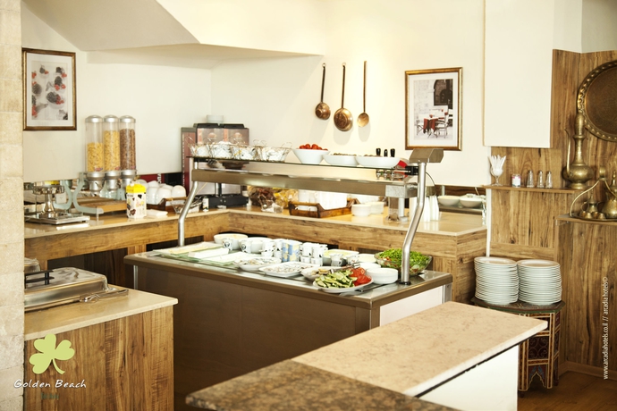 Imagen del bar/restaurante del Hotel Golden Beach Tel Aviv. Foto 3