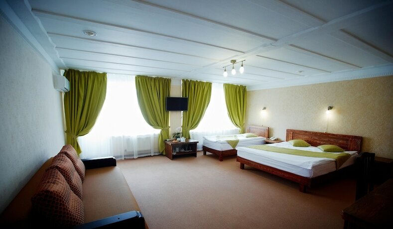 Imagen de la habitación del Hotel Golden Beach, Turgoyak. Foto 13