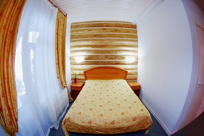 Imagen de la habitación del Hotel Golden Beach, Turgoyak. Foto 18