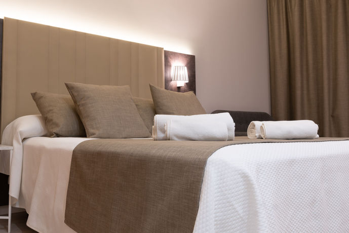 Imagen de la habitación del Hotel Golden, Benidorm - Playa Poniente. Foto 8