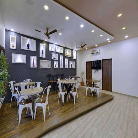 Imagen del bar/restaurante del Hotel Golden Berry. Foto 3