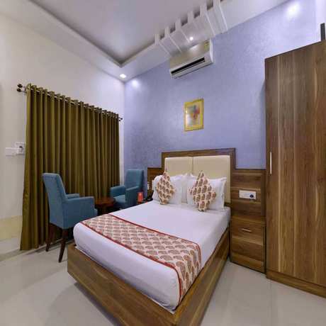 Imagen de la habitación del Hotel Golden Berry. Foto 11