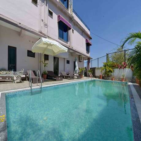 Imagen de la piscina del Hotel Golden Berry. Foto 19