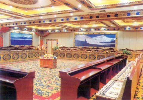 Imagen de los interiores del Hotel Golden Bridge. Foto 4