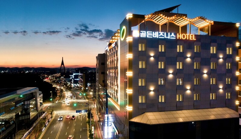 Imagen general del Hotel Golden Business. Foto 4
