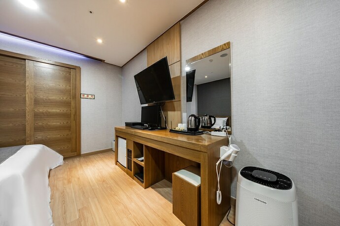 Imagen general del Hotel Golden Business. Foto 10