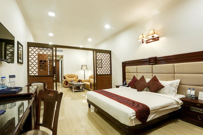 Imagen de la habitación del Hotel Golden Chariot Vasai Hotel And Spa. Foto 12