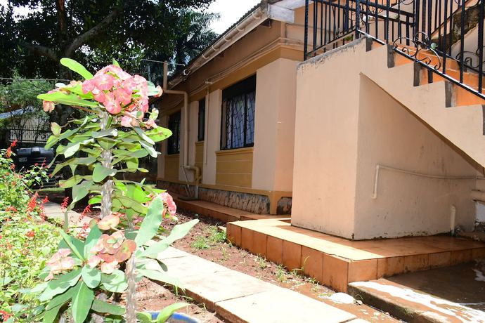 Imagen general del Hotel Golden Cherries Guest House. Foto 5