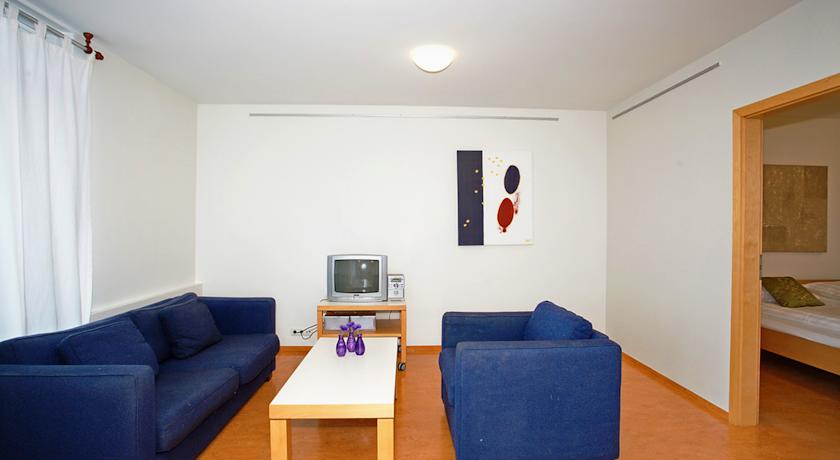 Imagen de los interiores del Hotel Golden Circle Apartments. Foto 14