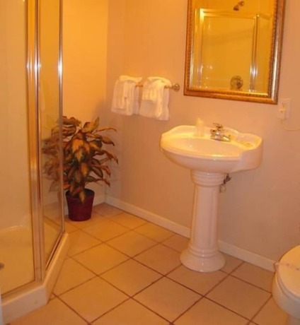 Imagen general del Hotel Golden Circle Inn. Foto 4