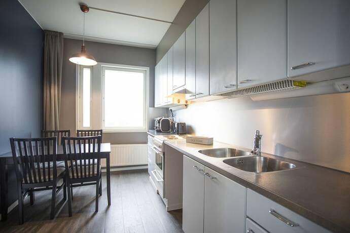Imagen de la habitación del Hotel Golden Circle Suites. Foto 12