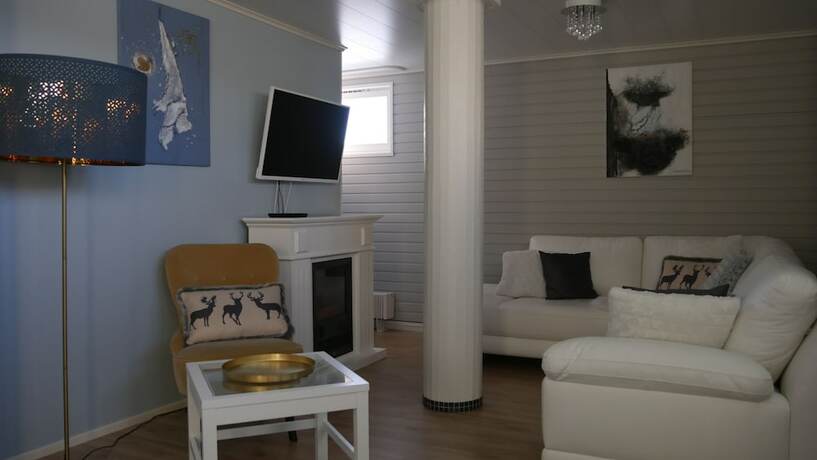 Imagen de la habitación del Hotel Golden Circle Suites. Foto 13