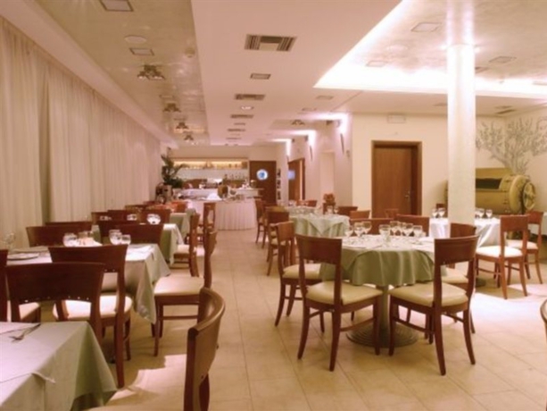 Imagen general del Hotel Golden City. Foto 2