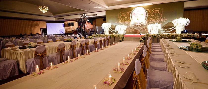 Imagen de los interiores del Hotel Golden City Rayong. Foto 15